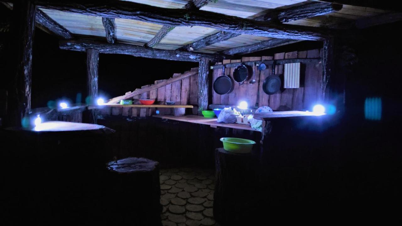ホテル Kolibe - Robinson Camp Kupa Netretic エクステリア 写真